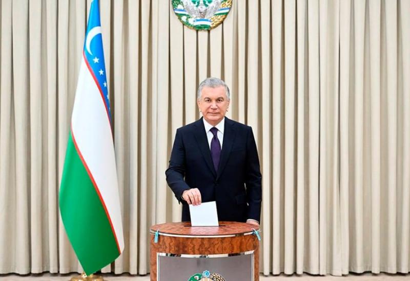 Uzbekistan na referendumu izglasao produženje mandata predsjedniku